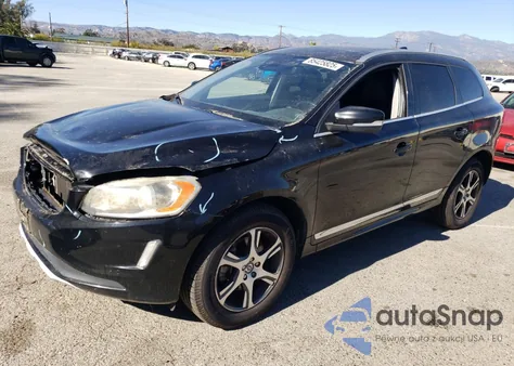 2015 Volvo Xc60 T6 Premier из США, поврежденный, VIN YV449MDK1F2723652